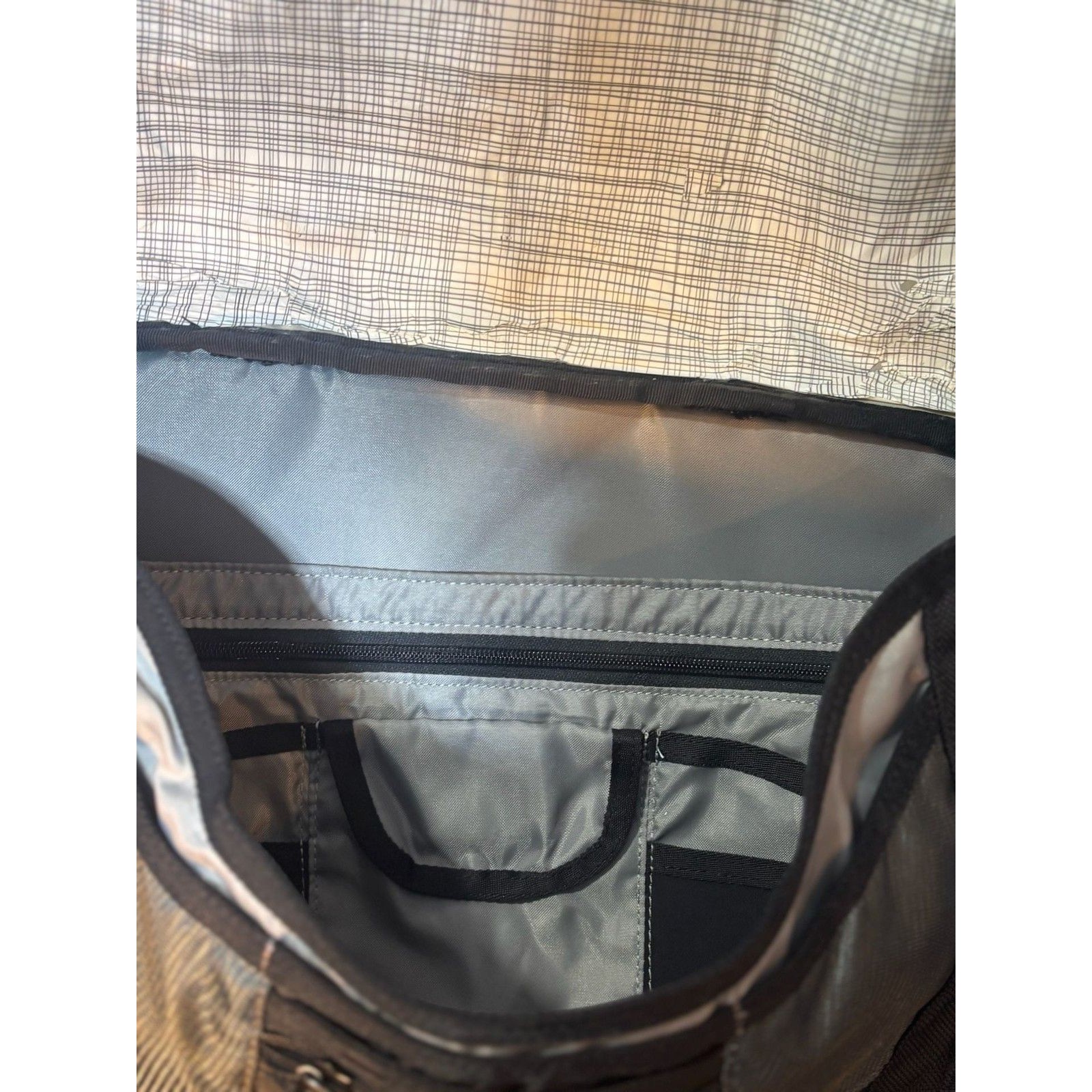 Timbuk2 Facebook Branded Classic Messenger Laptop Bag — image 4 of 8